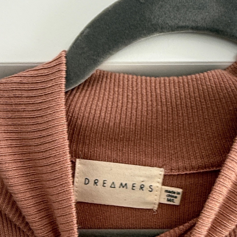 Dreamers Short Sleeve Top in Brown​​ - Picture 2 of 3